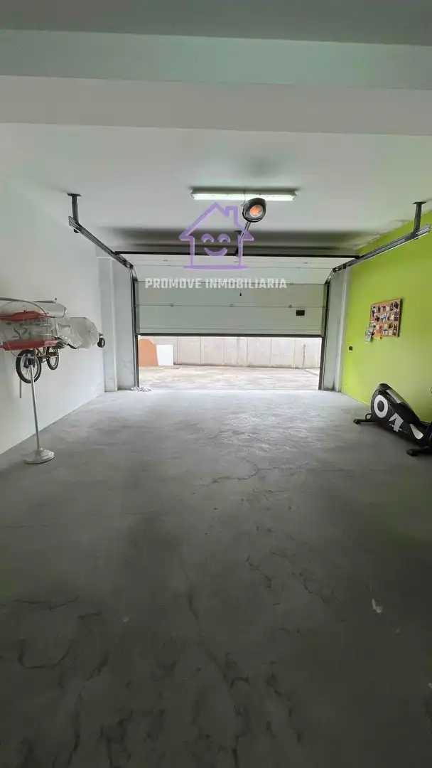Casa o chalet de alquiler en A Coruña Capital  con Terraza y Trastero
