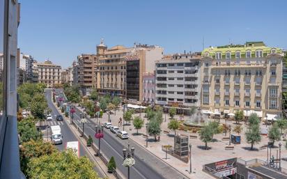 Vista exterior de Pis en venda en  Granada Capital amb Aire condicionat, Calefacció i Parquet