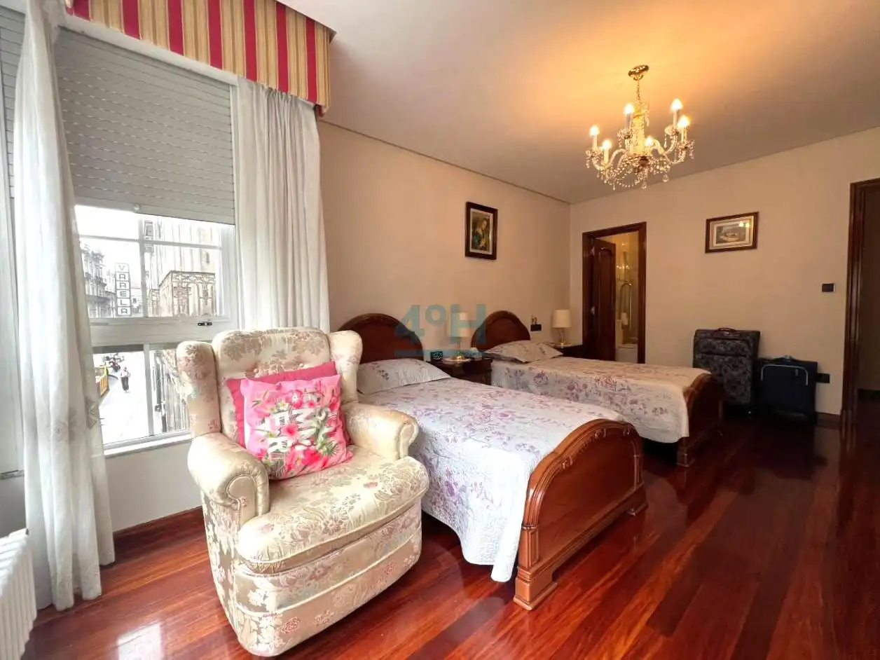 Bedroom of Flat for sale in Ourense Capital   with Heating, Parquet flooring and Storage room
