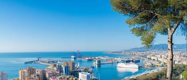 Terreno residencial en Alquiler en Distrito Zeta - Recinto Ferial Cortijo de Torres