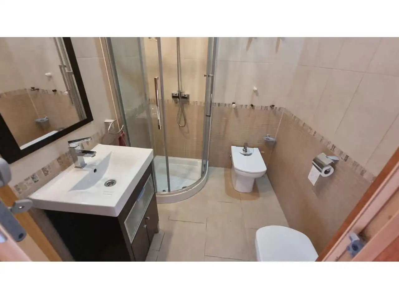 Houses for sale in Calle Lleida, Vallromanes