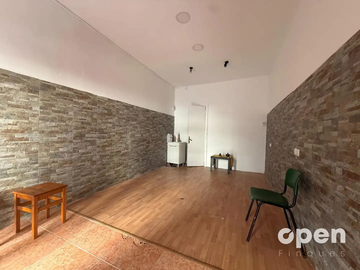Gewerbefläche zum Verkauf in Mossen Àngel Rodamilans, imagen 3