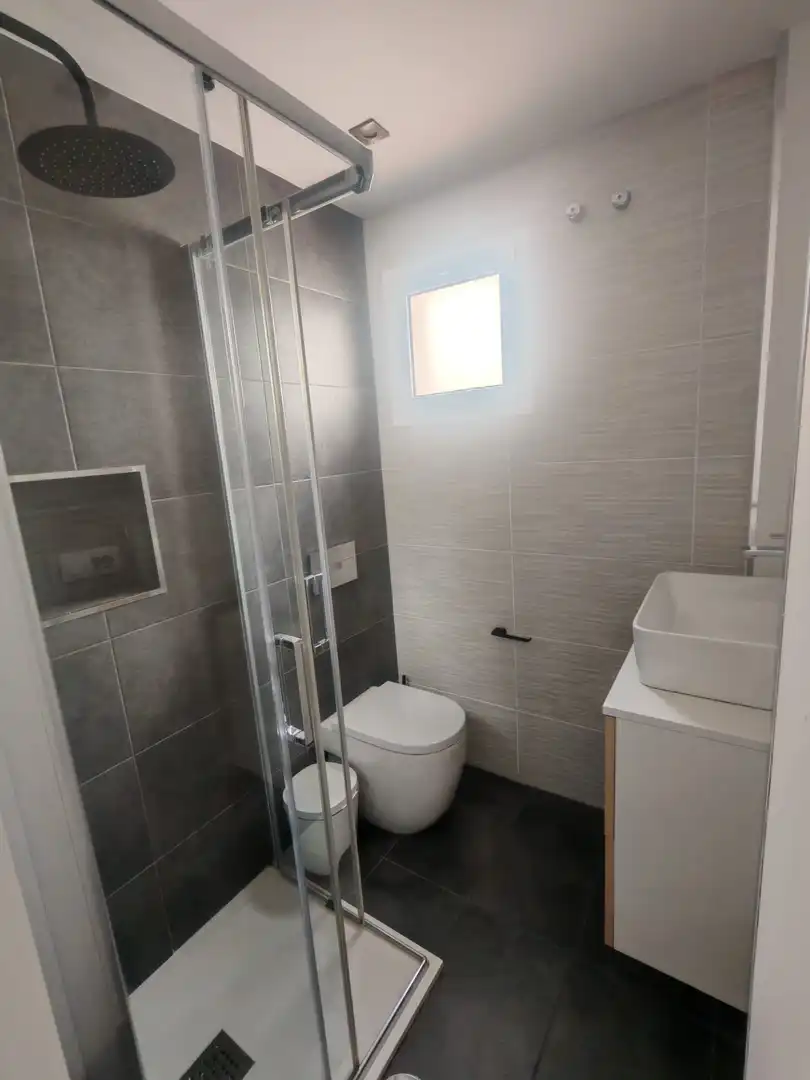 Baño de Piso de alquiler en Telde con Amueblado