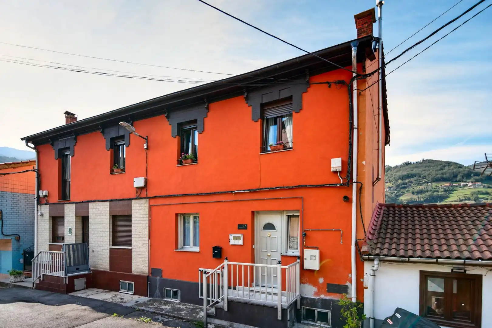 Außenansicht von Wohnung zum Verkauf in Aller, Asturias