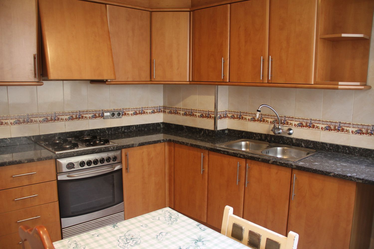 Kitchen of Flat for sale in Girona Capital  with Parquet flooring and Terrace