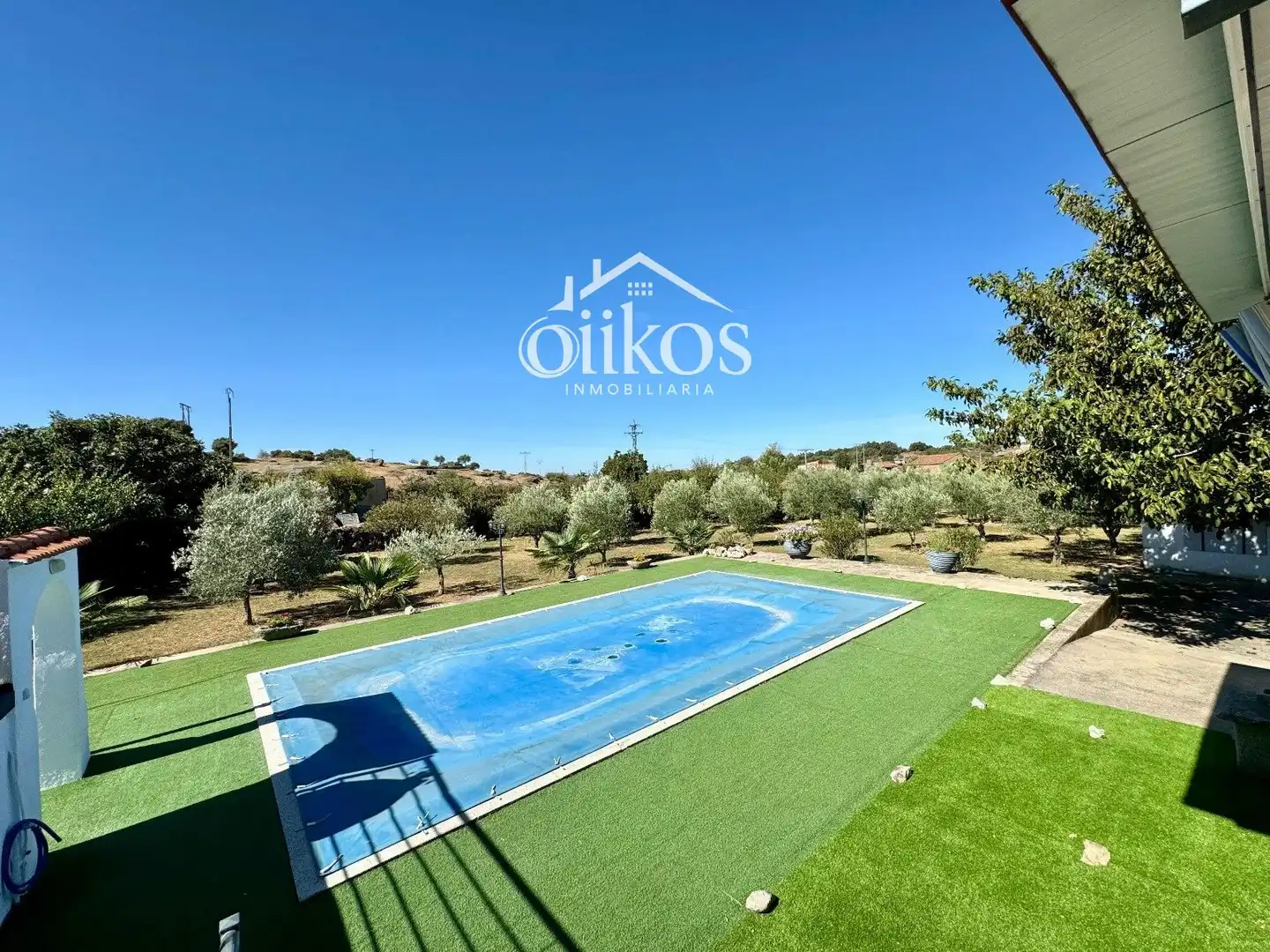 Swimming pool of Houses for sale in San Felices de los Gallegos  with Heating, Parquet flooring and Swimming Pool
