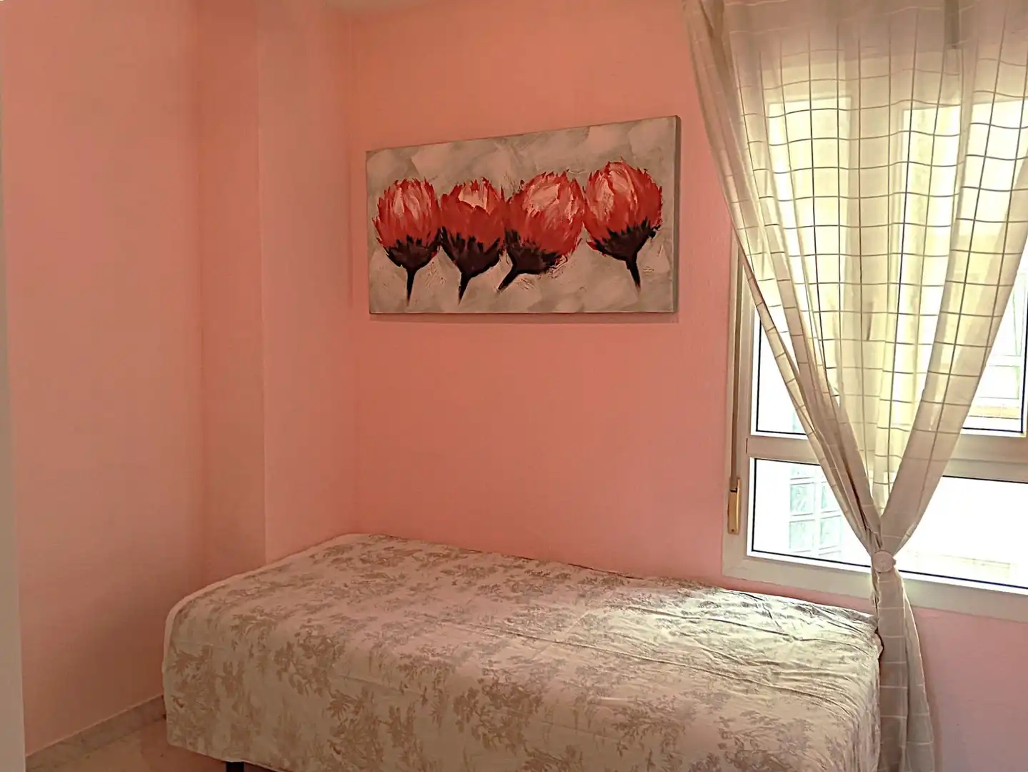Schlafzimmer von Wohnung zum Verkauf in Marbella mit Möbliert, Ofen und Waschmaschine