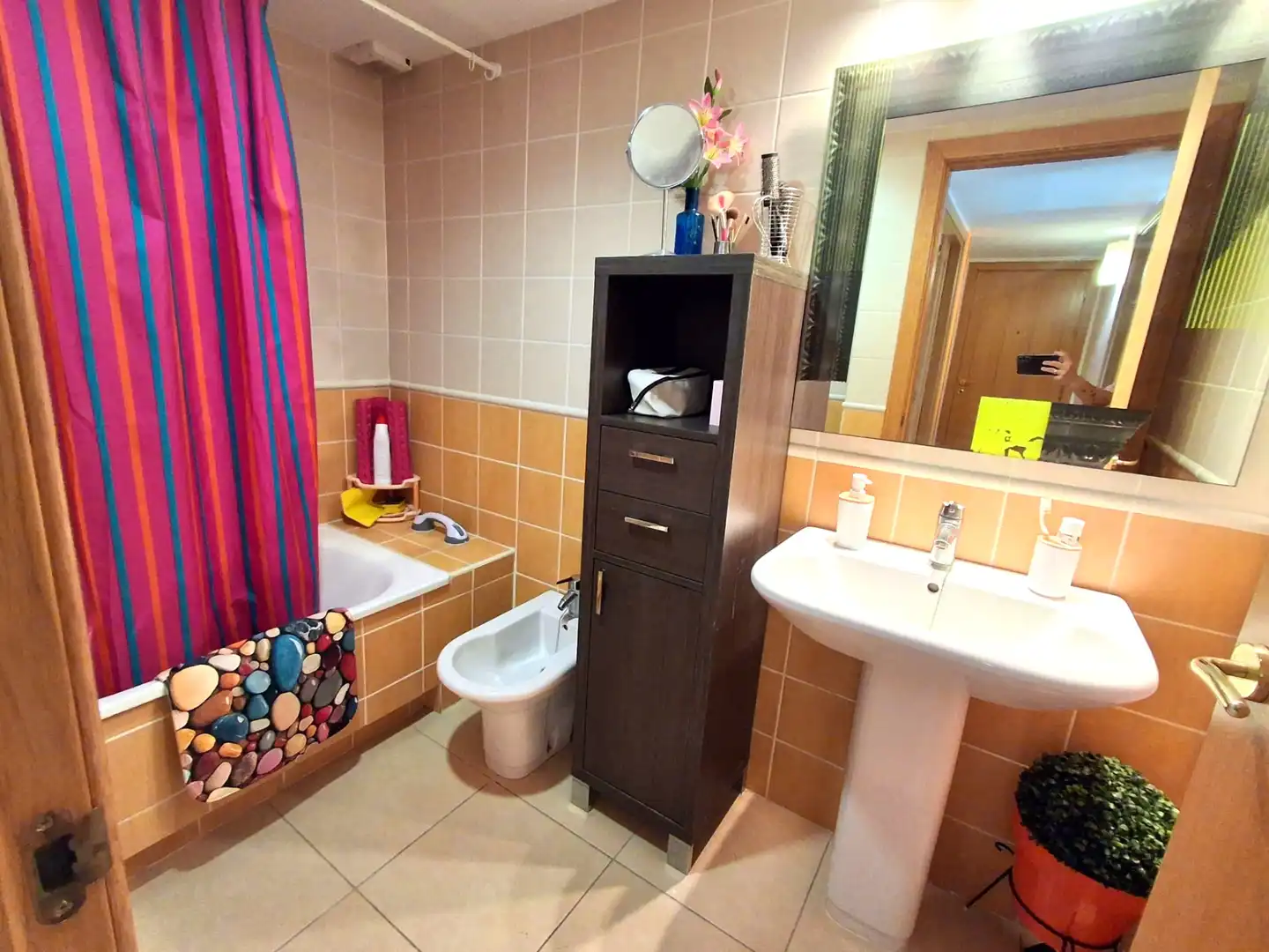 Baño de Piso en venta en Mont-roig del Camp con Aire acondicionado, Jardín privado y Amueblado