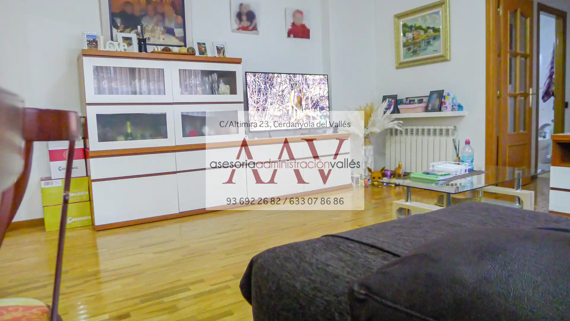 Sala de estar de Piso en venta en Cerdanyola del Vallès con Aire acondicionado, Calefacción y Amueblado