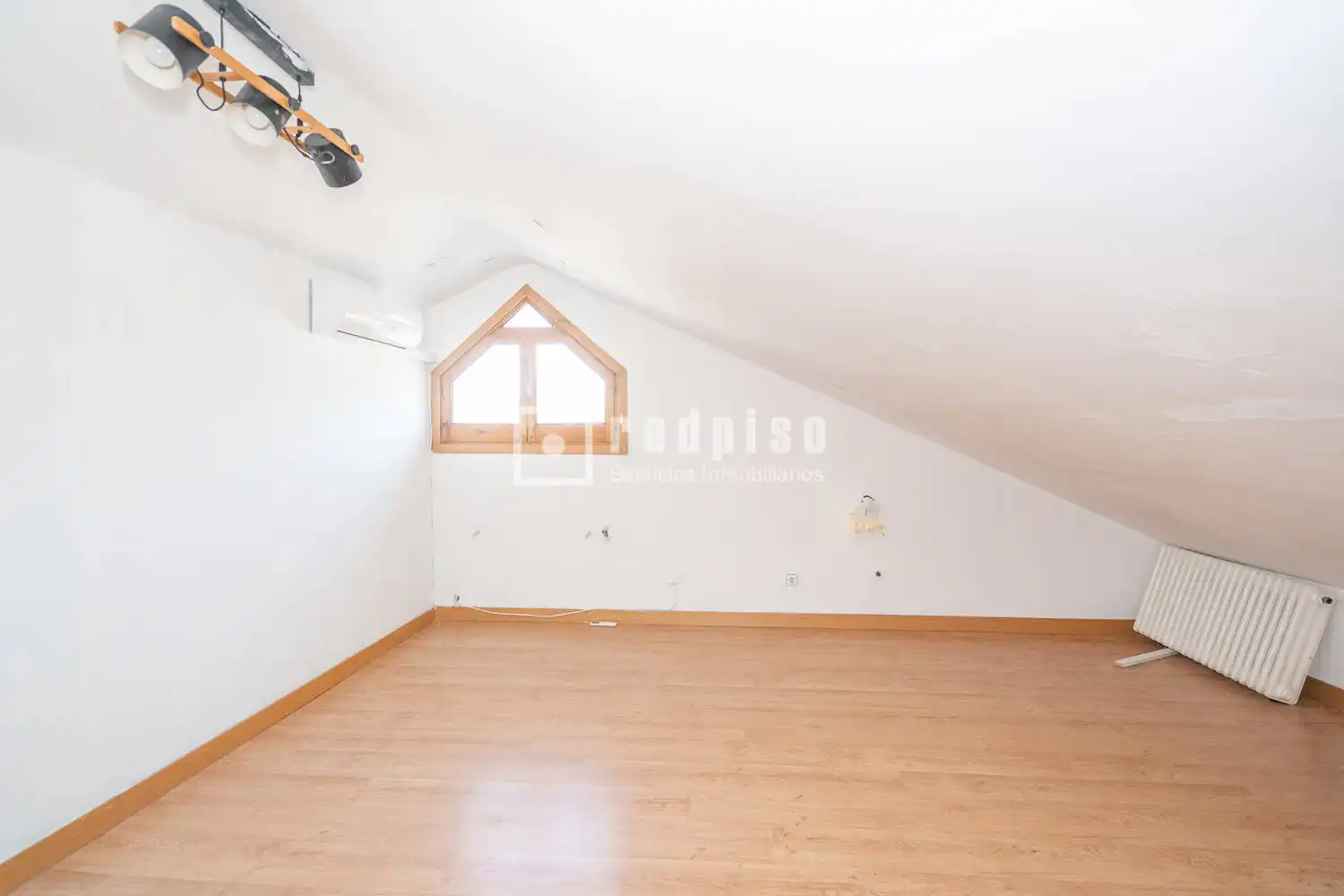Dormitori de Casa o xalet en venda en Arroyomolinos (Madrid) amb Aire condicionat i Calefacció