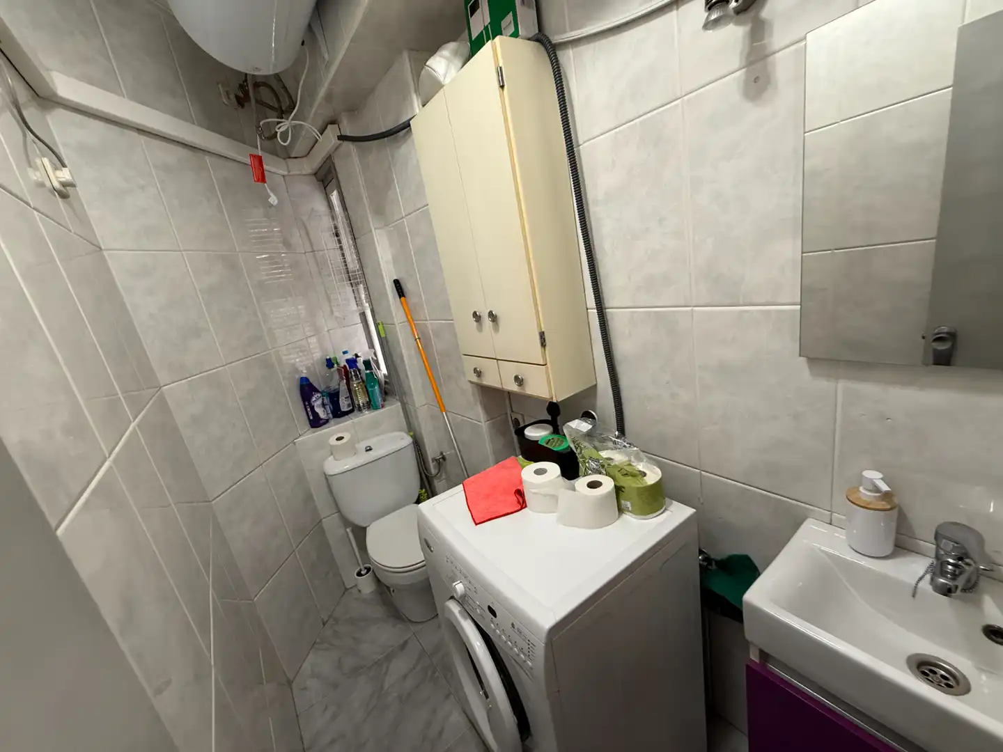 Baño de Piso de alquiler en Málaga con Amueblado, Horno y Lavadora