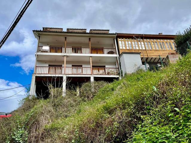 Edificio en Venta en Aller