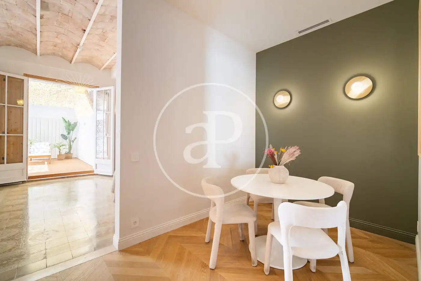 Comedor de Piso en venta en Barcelona con Aire acondicionado, Calefacción y Terraza