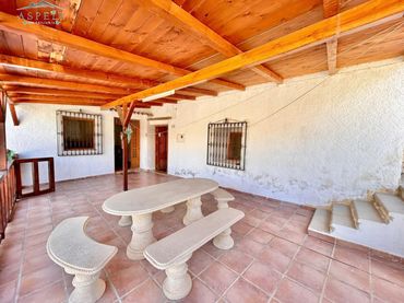 Casa rustica con giardino in vendita a Monóvar  / Monòver