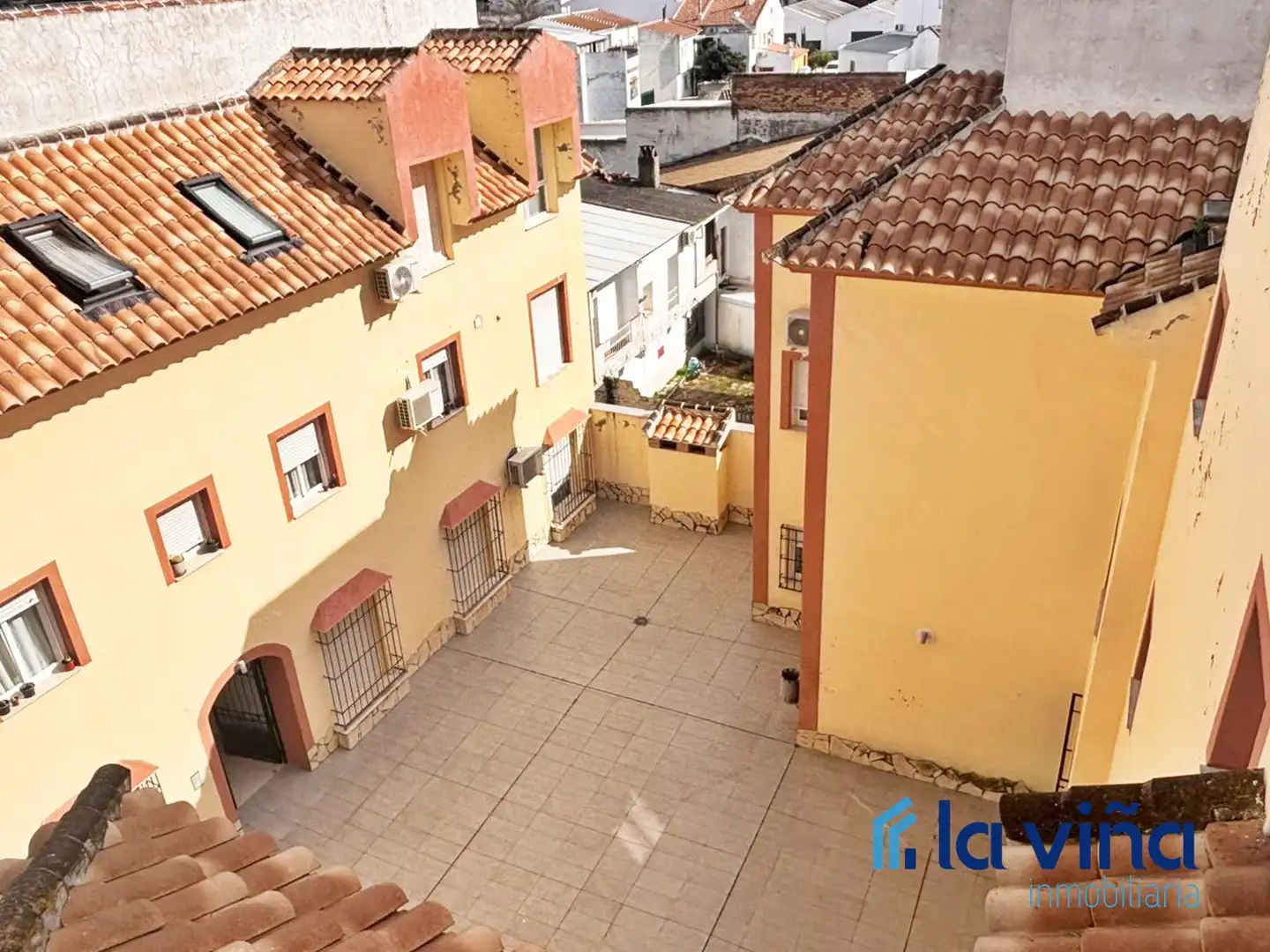 Vista exterior de Piso en venta en Alameda con Aire acondicionado, Calefacción y Terraza