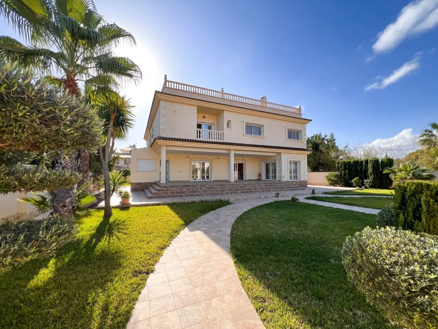 Villa avec terrasse à vendre à Avenida