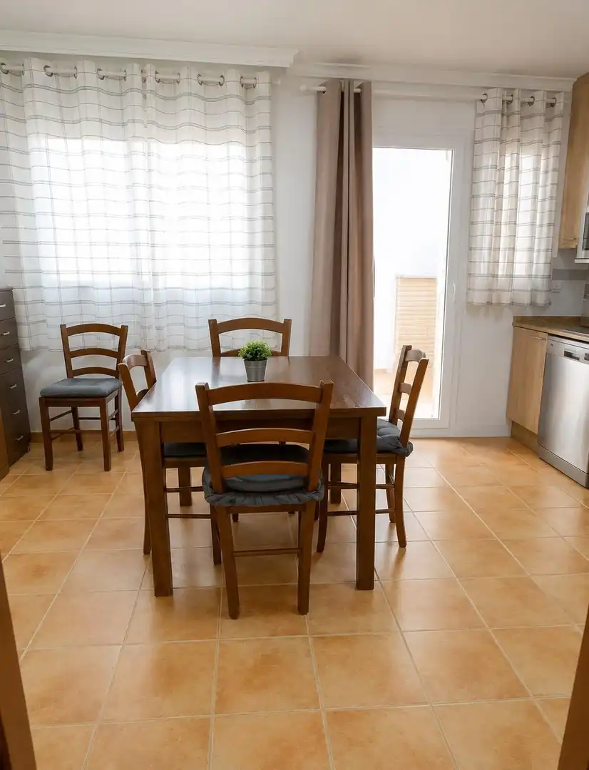 Casa o xalet de lloguer a MONTEVIDEO - BO PERAL, Barrio de Peral - San Félix