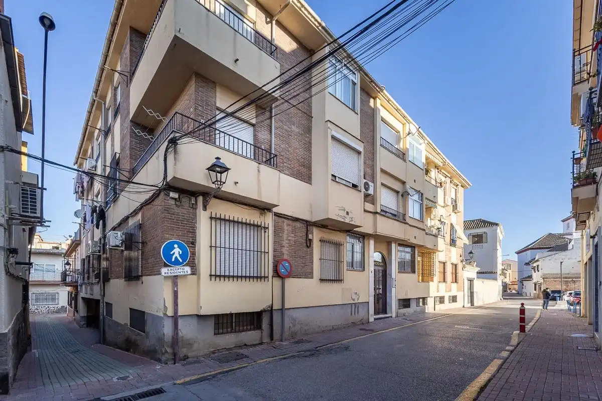 Vista exterior de Piso en venta en Ogíjares con Aire acondicionado, Calefacción y Balcón