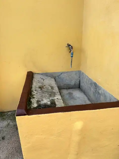 Vista exterior de Casa o chalet en venta en Salas con Jardín privado, Terraza y Amueblado
