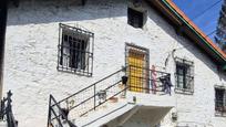Exterior view of House or chalet for sale in Bilbao   with Terrace and Balcony