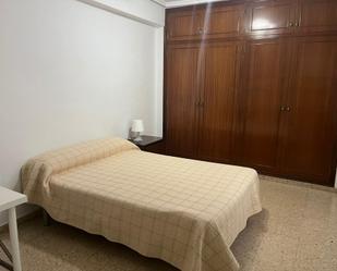 Dormitori de Pis de lloguer en Alcoy / Alcoi amb Balcó