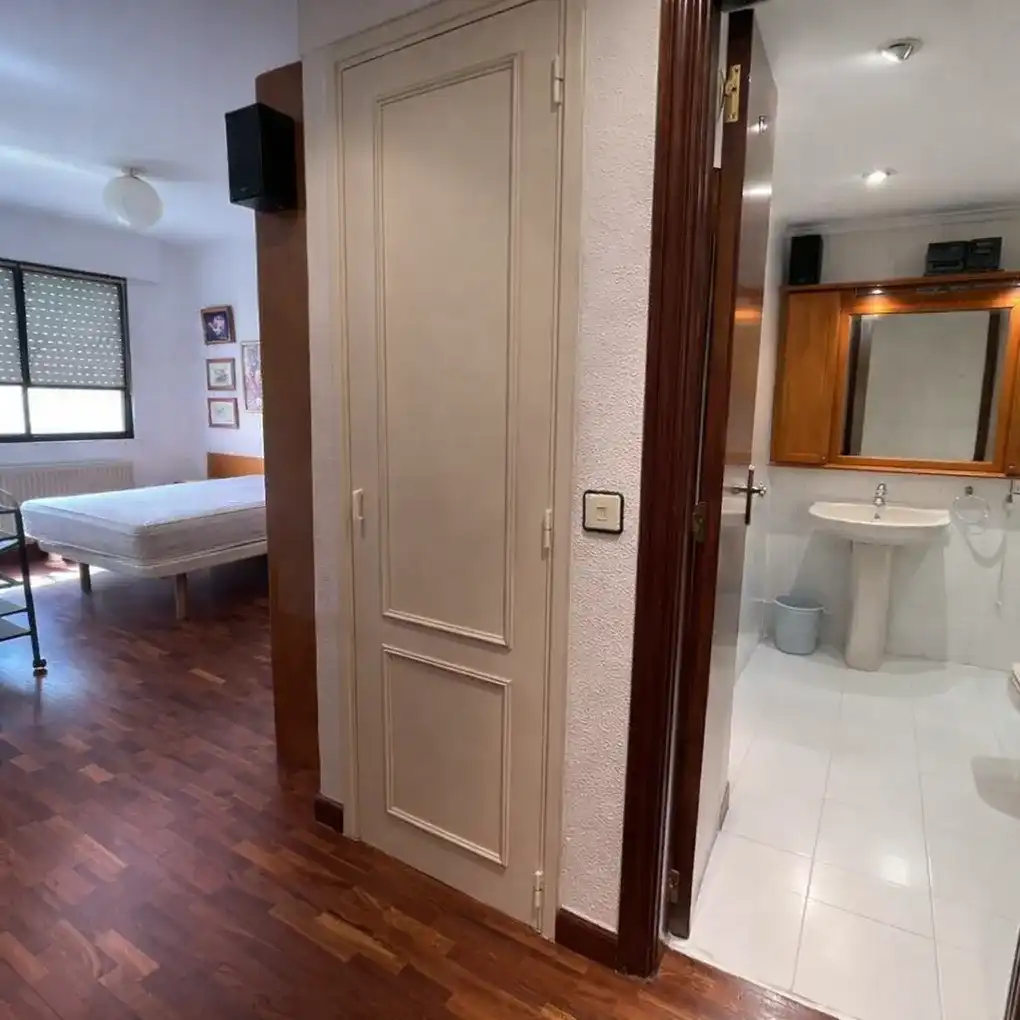 Piso en venta en Vitoria - Gasteiz con Calefacción, Trastero y Amueblado