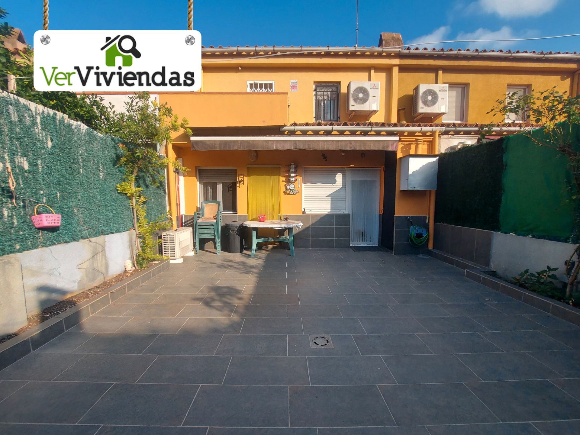 Garden of Single-family semi-detached for sale in Santa Margarida I Els Monjos  with Air Conditioner, Heating and Private garden