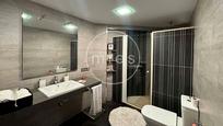 Bathroom of Flat for sale in Xirivella  with Air Conditioner, Furnished and Balcony