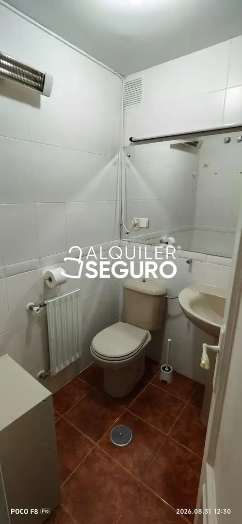 Bany de Pis de lloguer en Gijón  amb Calefacció i Moblat