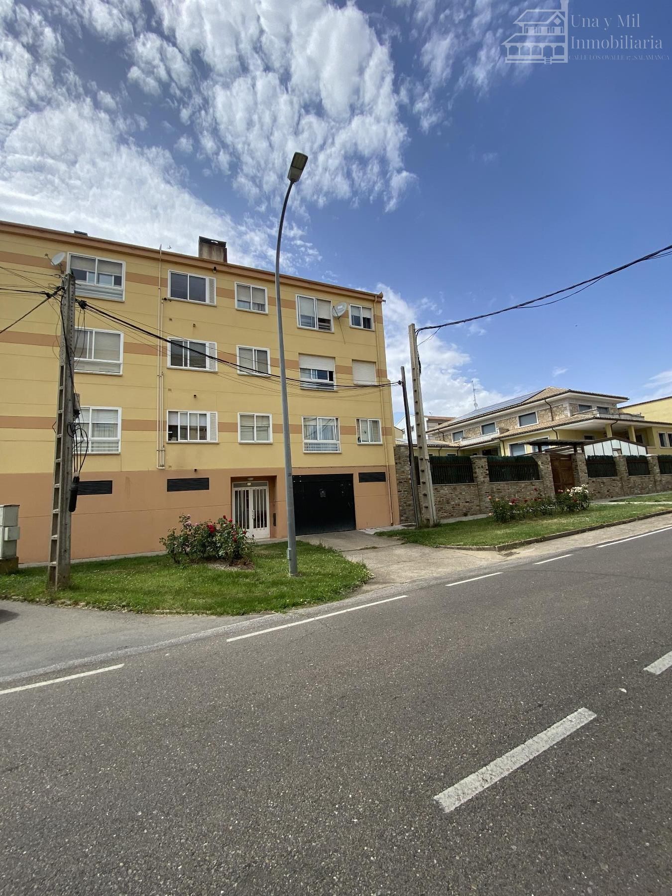 Exterior view of Garage to rent in Guijuelo