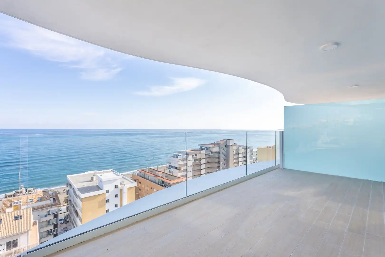 Penthouse with pool for sale in Las Gaviotas  - Carvajal, imagen 2
