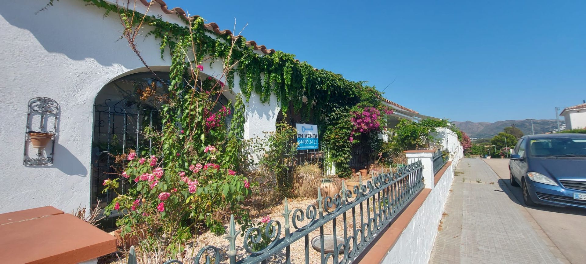 Vista exterior de Casa o xalet en venda en Roses amb Calefacció, Jardí privat i Terrassa