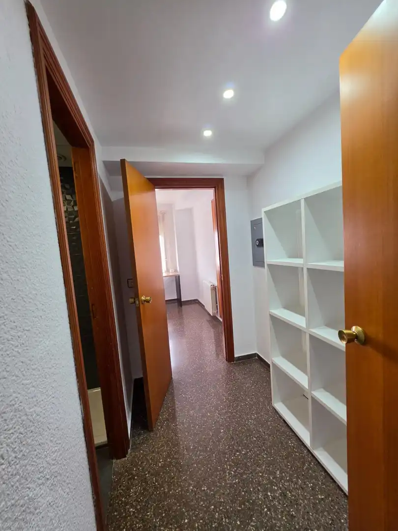 Flat for rent in Valencia  with Air Conditioner, Heating and Balcony