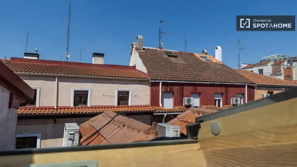 Vista exterior de Piso de alquiler en Madrid con Aire acondicionado, Calefacción y Amueblado