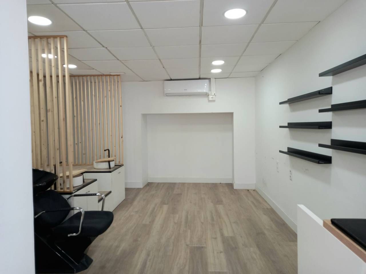 Geschaftsraum zum Verkauf in Cubelles