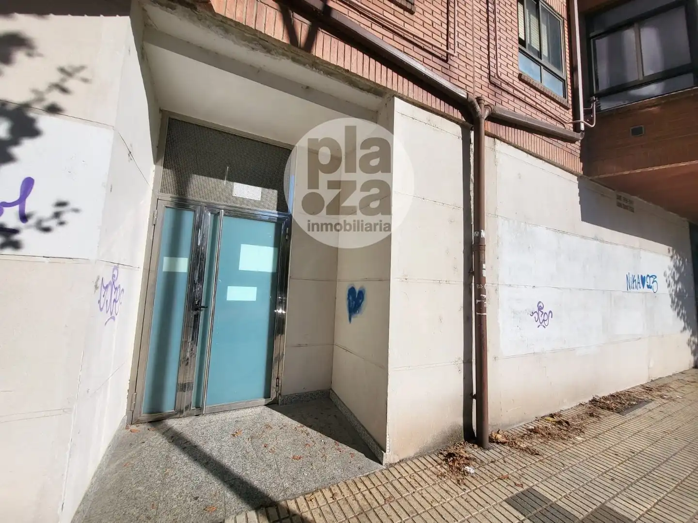 Vista exterior de Traster en venda en Burgos