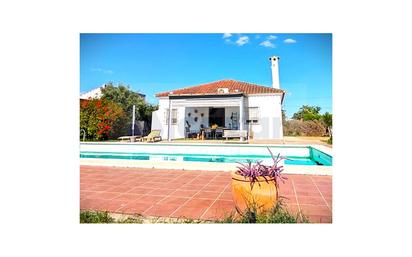 Exterior view of House or chalet for sale in Carmona  with Private garden and Swimming Pool
