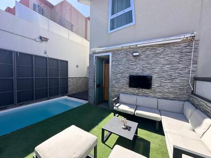 Swimming pool of House or chalet for sale in Telde  with Air Conditioner, Terrace and Swimming Pool