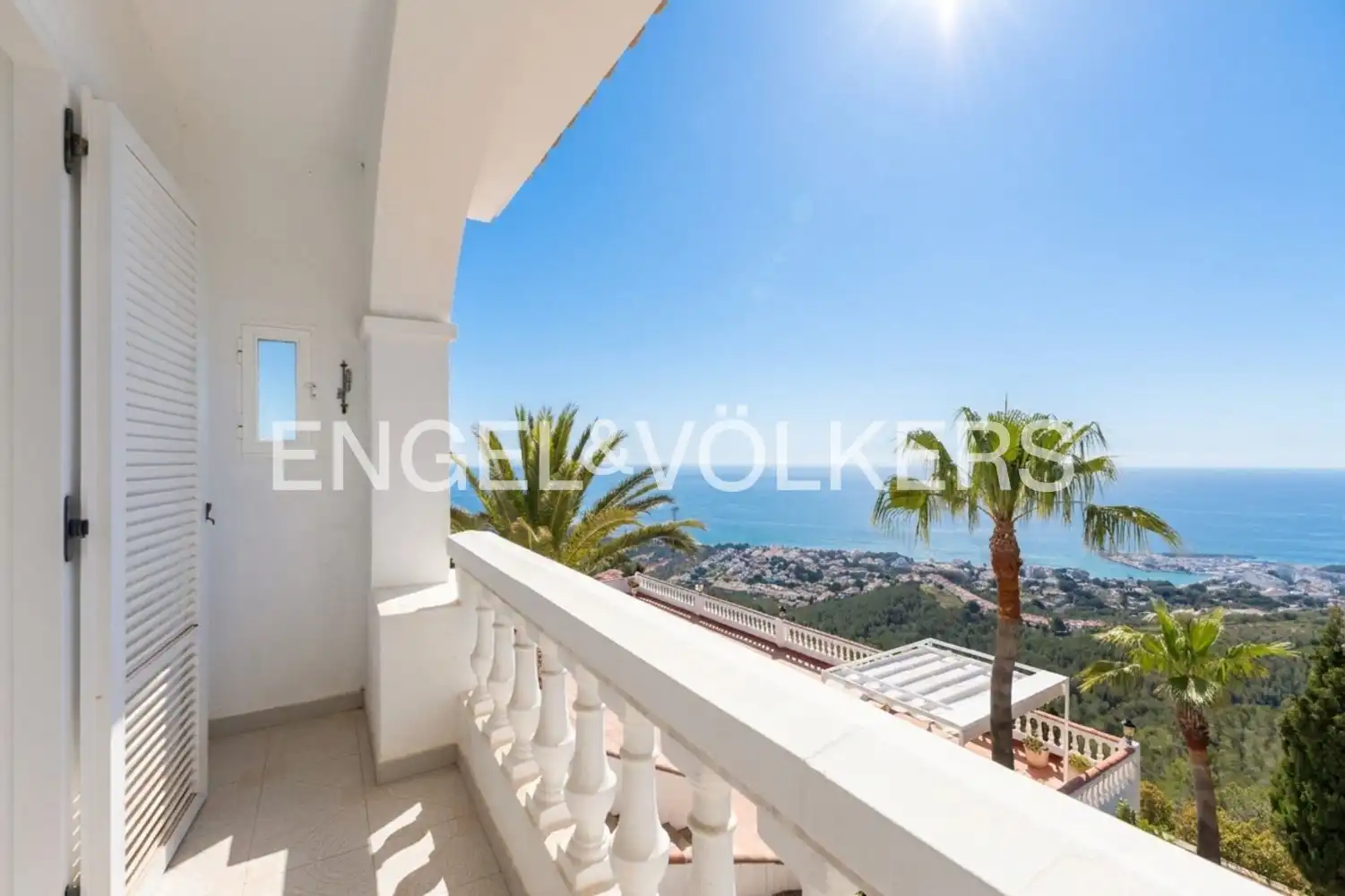 Vista exterior de Casa o chalet en venta en Alcalà de Xivert con Calefacción, Jardín privado y Terraza