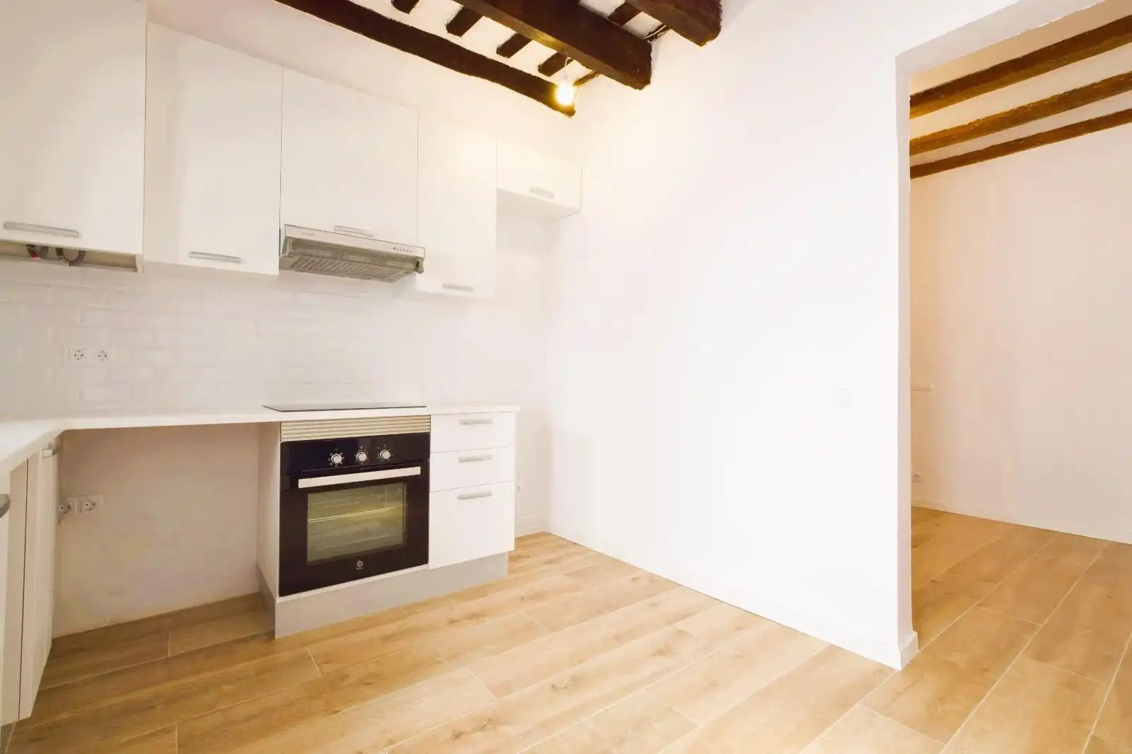 Kitchen of Flat for sale in Vilanova i la Geltrú  with Heating and Parquet flooring