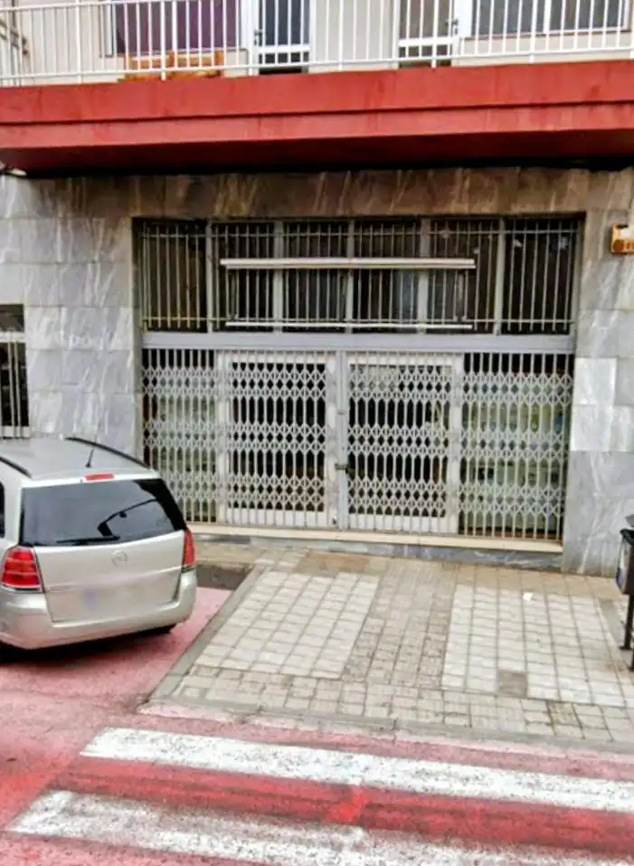 Local commercial à vendre à Avenida 38430