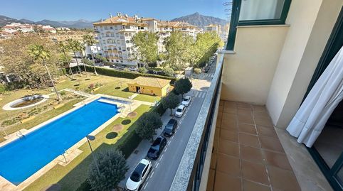 Foto 2 de Piso de alquiler en San Pedro de Alcántara pueblo, Marbella