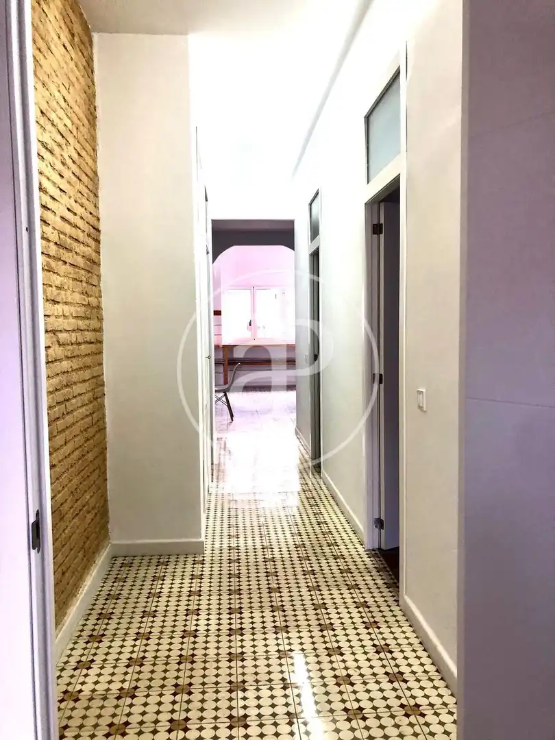 Wohnung zur Miete in Valencia mit Klimaanlage, Heizung und Abstellraum