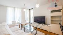 Living room of Flat to rent in  Madrid Capital  with Air Conditioner, Heating and Parquet flooring