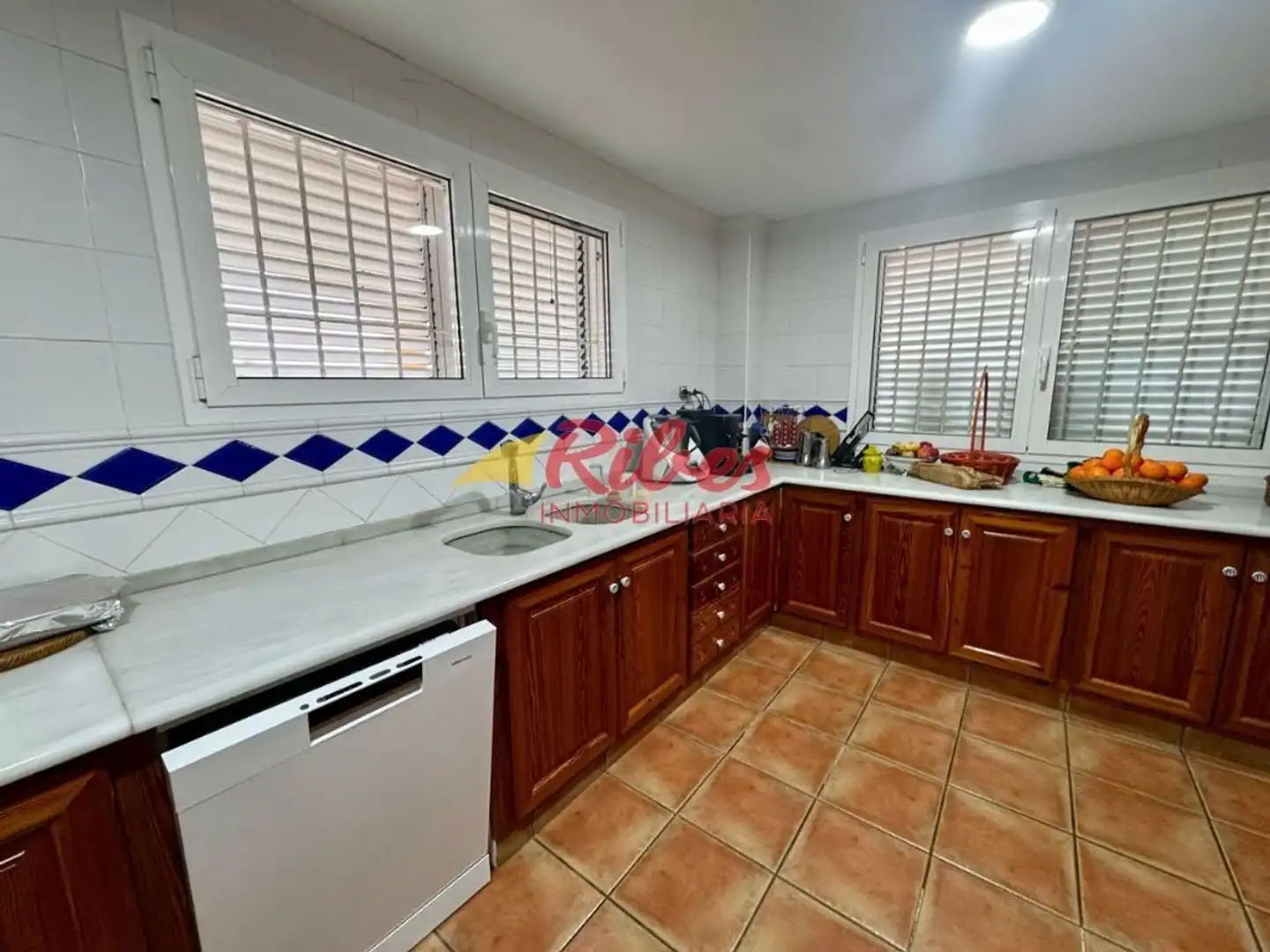 Cuina de Casa o xalet en venda en Cullera amb Aire condicionat, Jardí privat i Terrassa