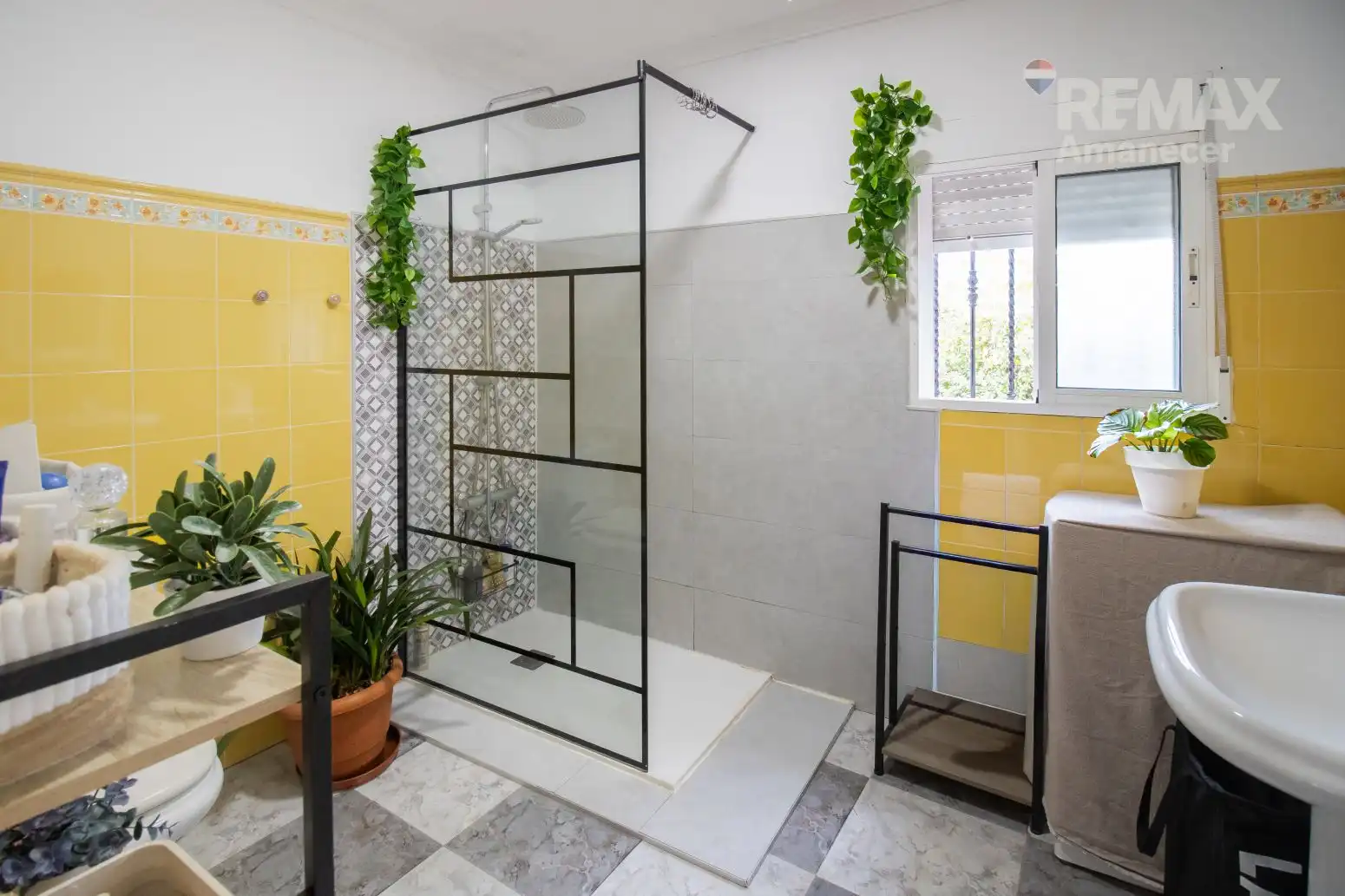 Bany de Casa o xalet en venda en Orba amb Jardí privat, Terrassa i Traster