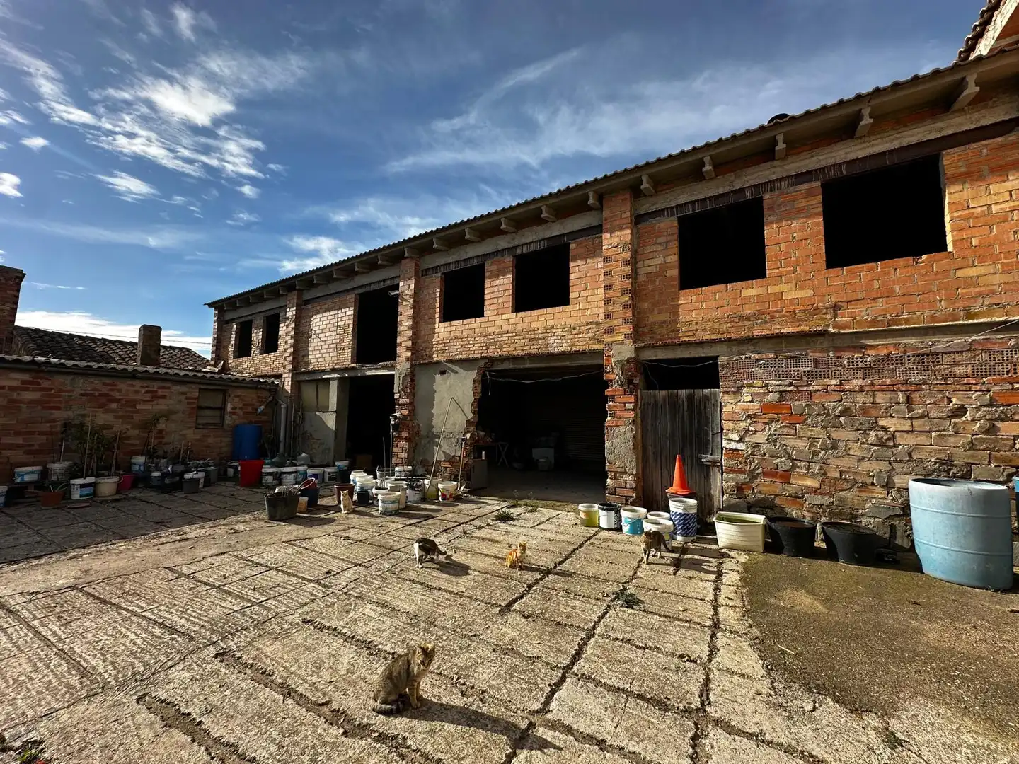 Vista exterior de Finca rústica en venda en Lleida amb Jardí privat, Terrassa i Traster