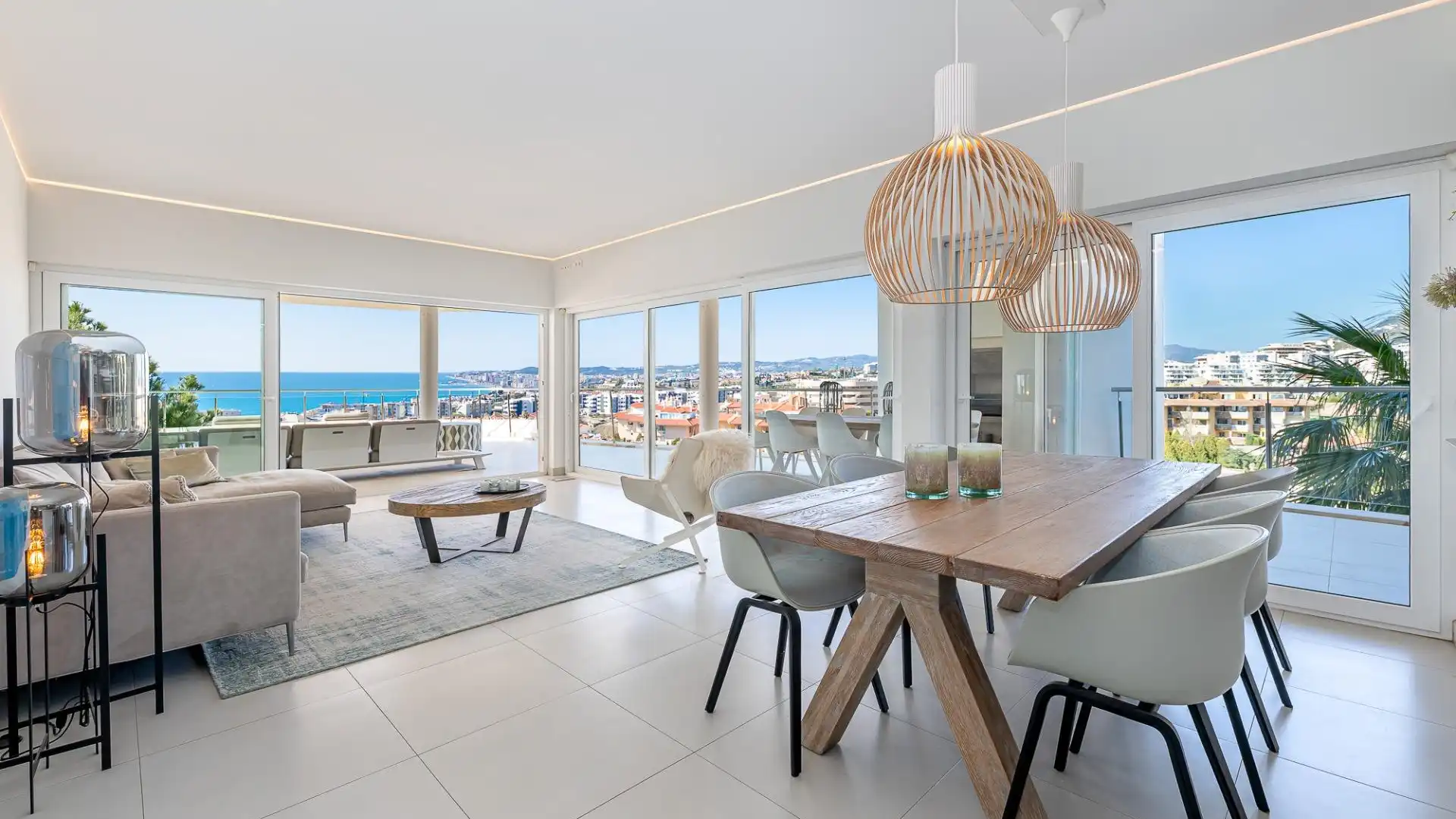 Comedor de Apartamento en venta en Benalmádena con Aire acondicionado, Terraza y Trastero