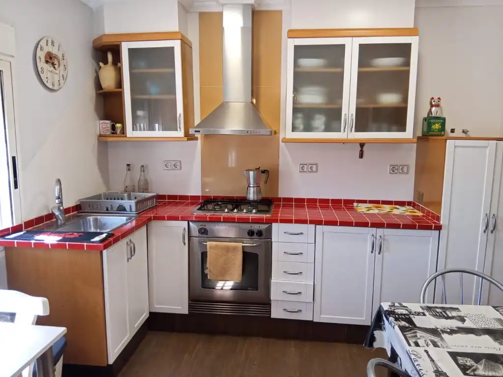 Küche von Country house zum Verkauf in Calles mit Privatgarten, Terrasse und Abstellraum