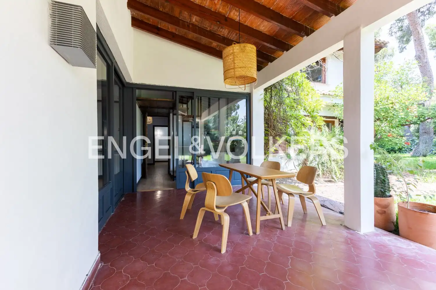 Terraza de Casa o chalet de alquiler en Rocafort con Aire acondicionado, Calefacción y Jardín privado